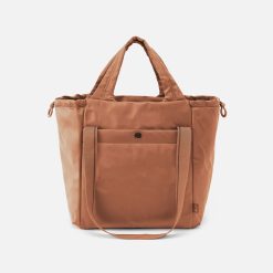 PLACES TO GO Tote in CaRefiber recycled nylon - Dune
