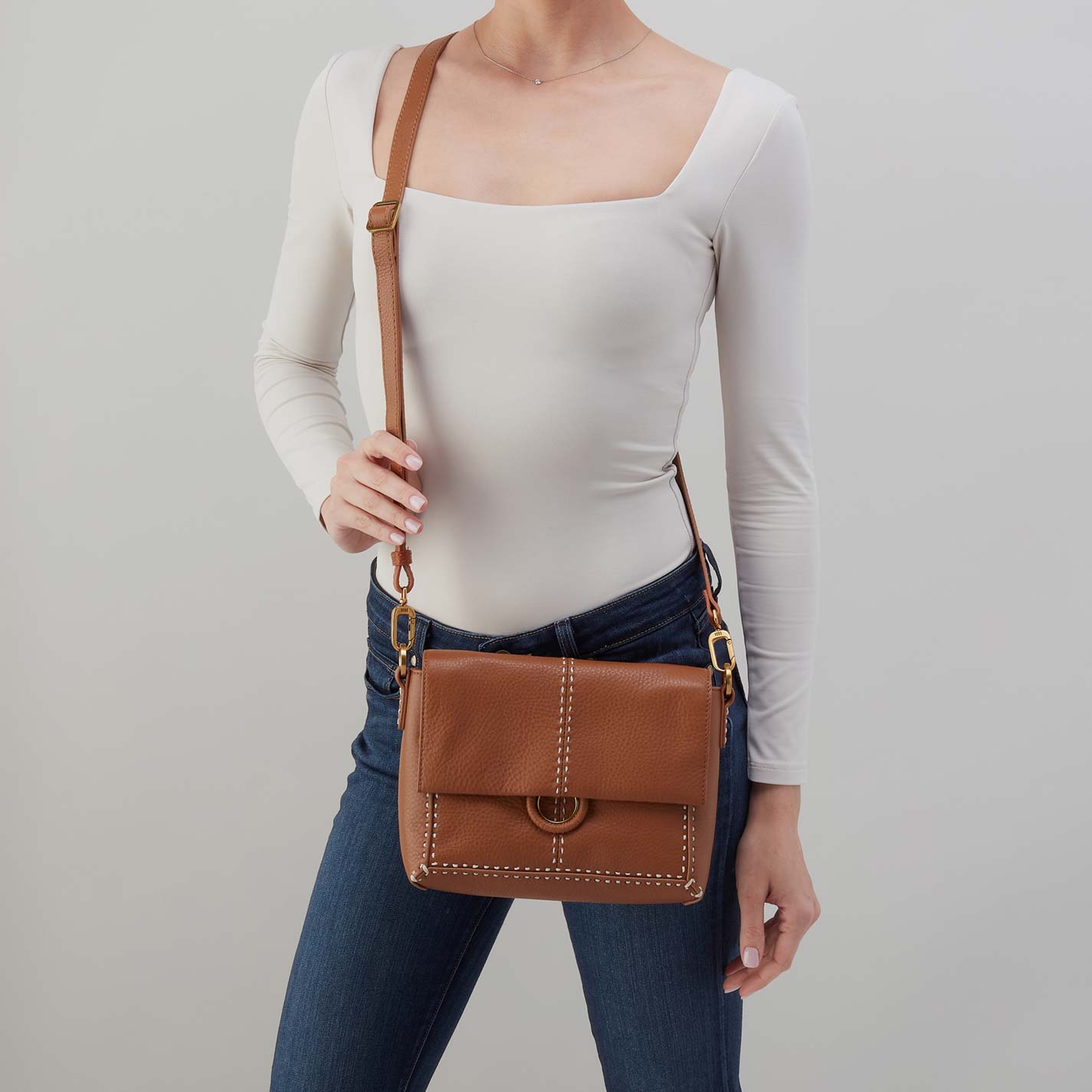 Austin Flap Crossbody in Pebbled Leather - Warm Honey - Image 2